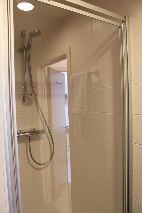 Mondo Hotel Tubize Kültér fotó